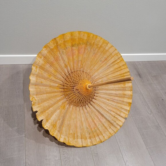 1950s Handpainted Flowers on Rice Paper and Bamboo Umbrella Parasol - Picture 5 of 8